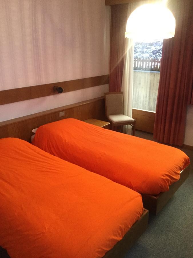 Hotel Alpenrose アッレゲ エクステリア 写真