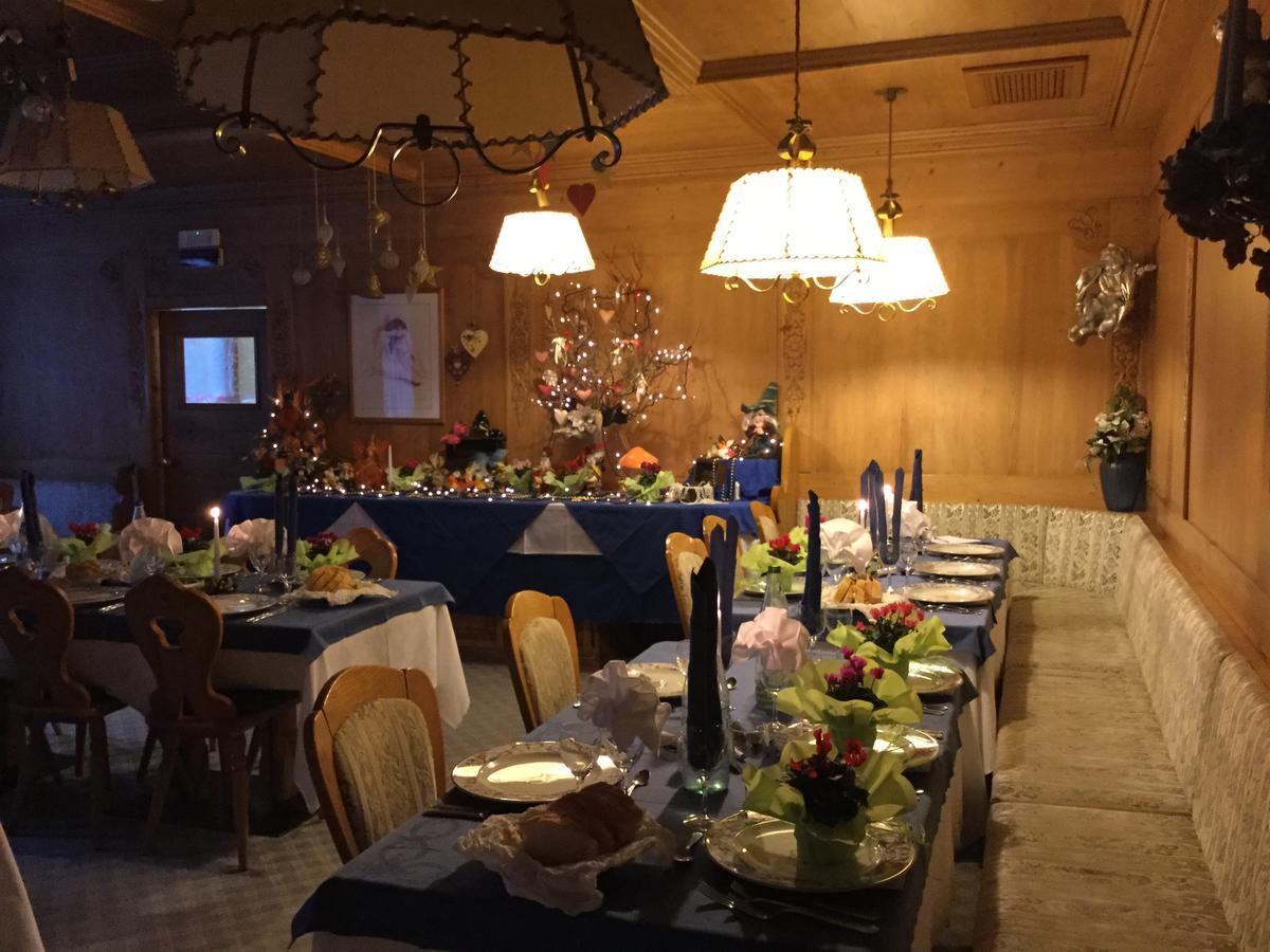 Hotel Alpenrose アッレゲ エクステリア 写真